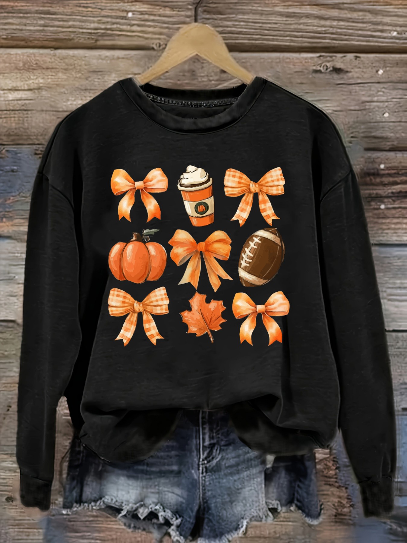 Winter Clothing Usa - เสื้อยืดแขนยาวคอกลมลำลองสำหรับผู้หญิง ลายชามฟักทอง กาแฟ ใบไม้ และลูกฟุตบอล เสื้อผ้าผู้หญิงคอกลม