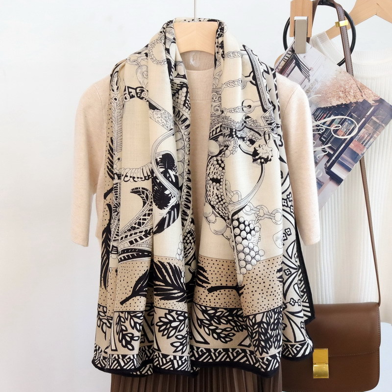 Winter Clothing Hong Kong - ผ้าพันคอไหมขนสัตว์ 135 ซม. ผ้าคลุมไหล่ขนาดใหญ่ ดีไซน์หรูหรา ผ้าพันคอแบบม้วนมือ